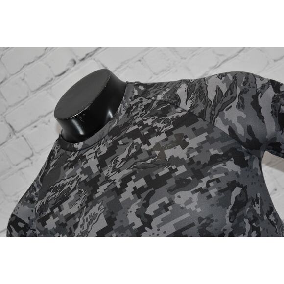 Under Armour Gym Shirt Mens Size XS Extra Small Performance HeatGear Gray Camo - Picture 7 of 7